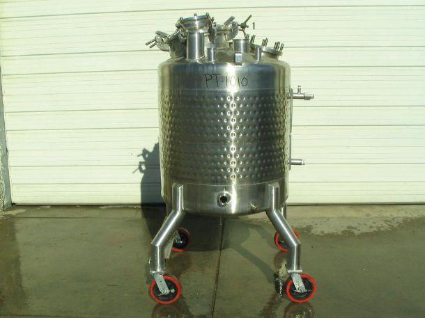 Usado 150 GALLON PRESSURE TANK