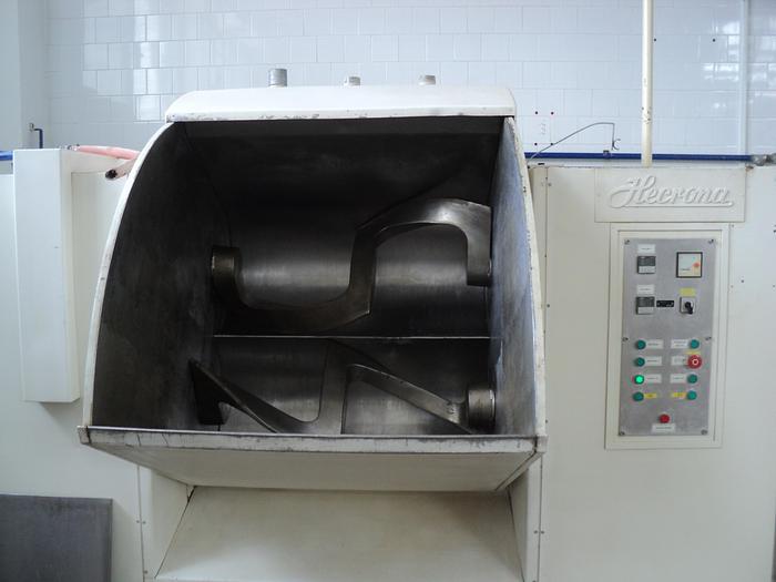 Used (3) HECRONA Z-BLADE MIXERS