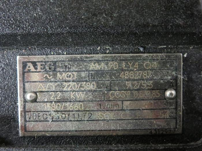 Used Pfeiffer Balzers DUO 060A Vacuum Pump + AEG AM90LYQ4 Motor (220/380VAC, 3-Phase)