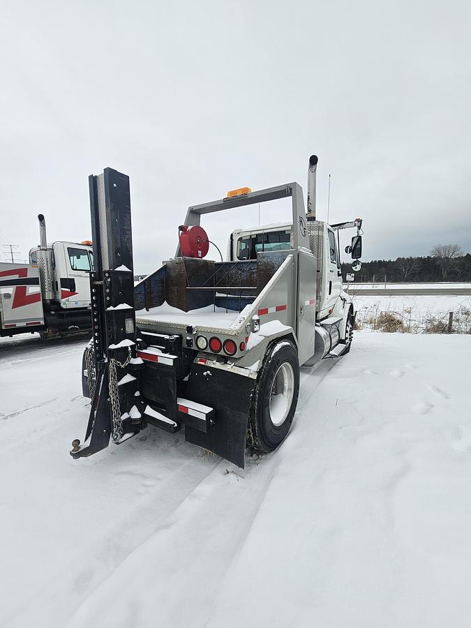 Used 2009 International 8600