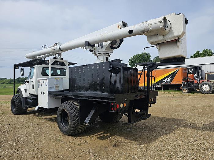 Used 2011 International / Altec 7400/ LRV60RM-E70