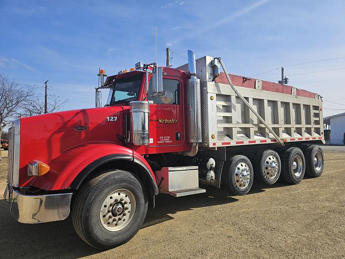 Used 2007 Peterbilt 378