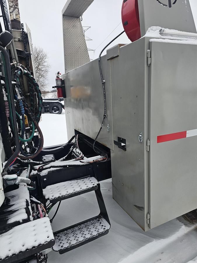 Used 2009 International 8600