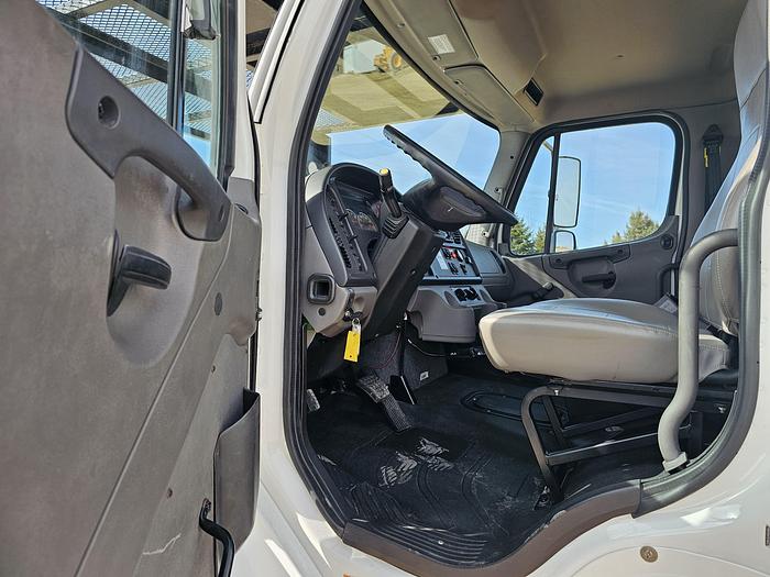 Used 2021 Freightliner / Terex M2106 / XT PRO56
