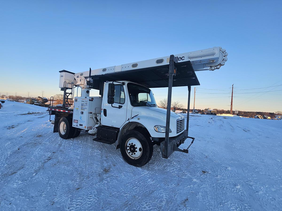 Used 2016 Freightliner / Altec M2106/ LRV58