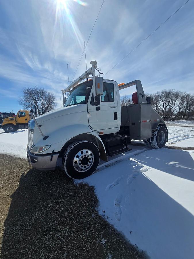 Used 2009 International 8600