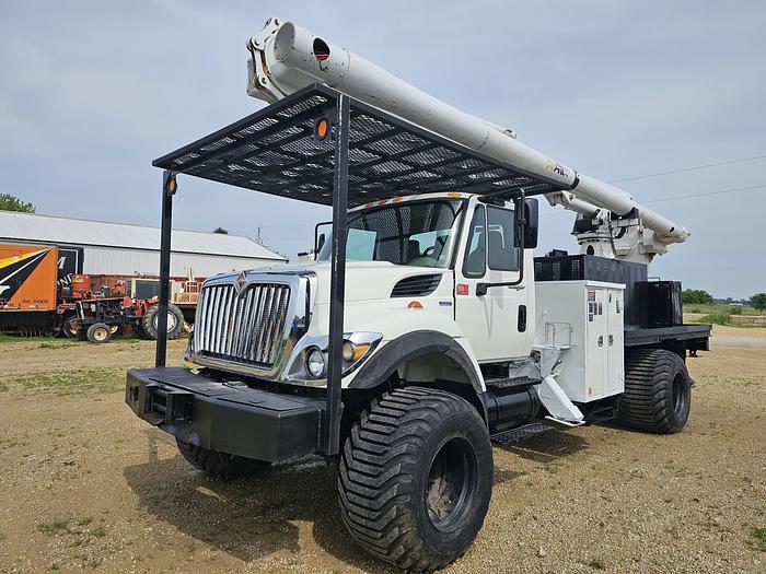 Used 2011 International / Altec 7400/ LRV60RM-E70