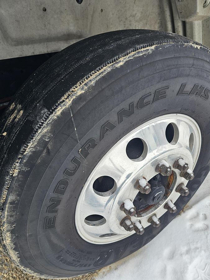 Used 2009 International 8600