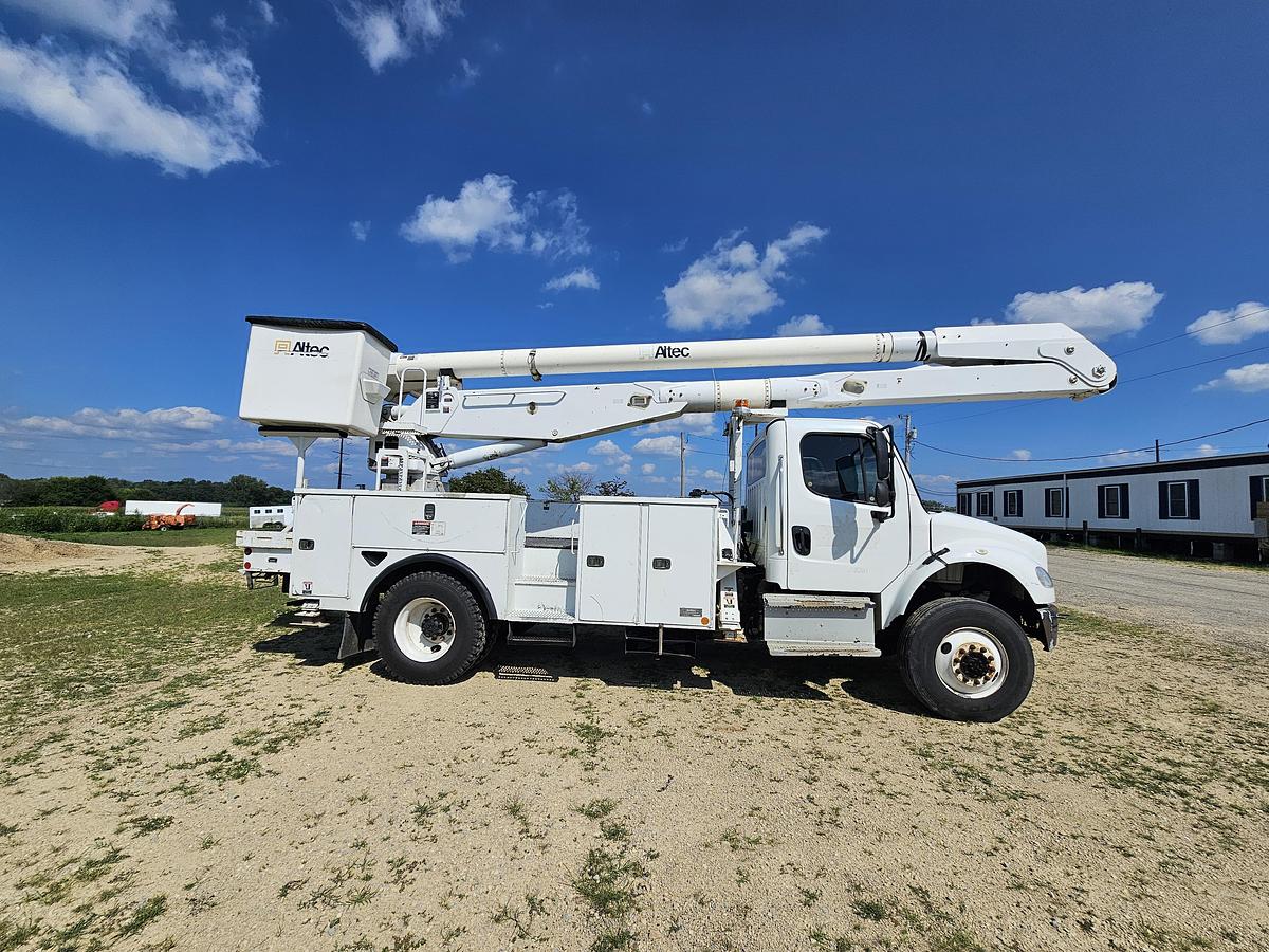 Used 2014 Freightliner / Altec M2106/ AA755