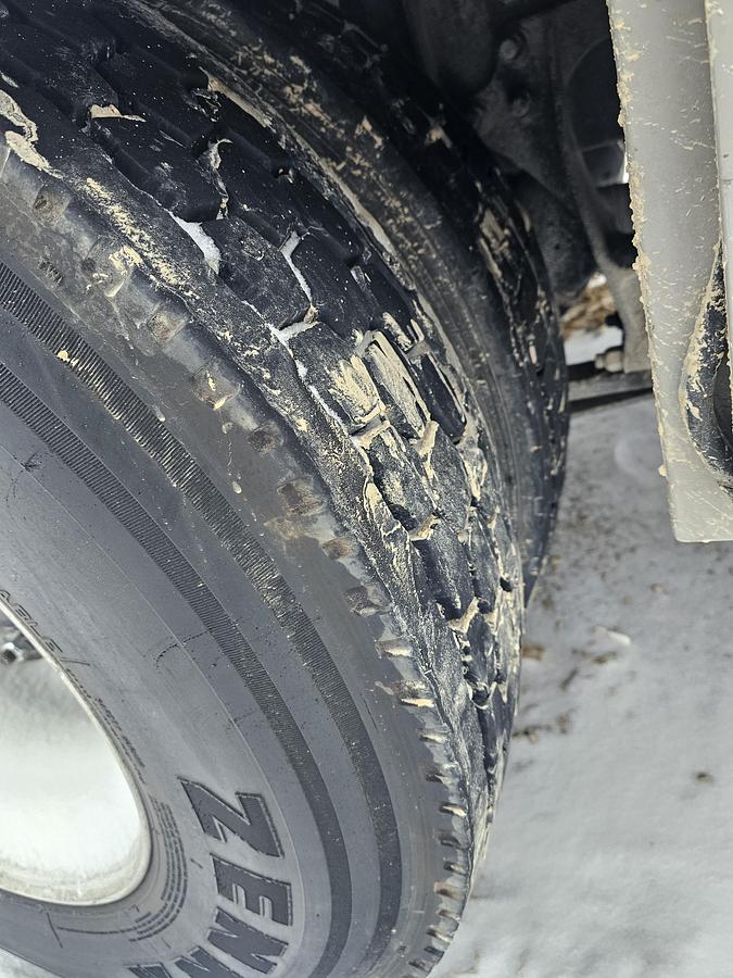 Used 2009 International 8600