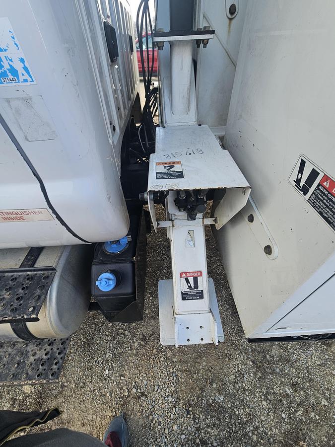 Used 2013 Ford /  Altec F750/ LR760E70