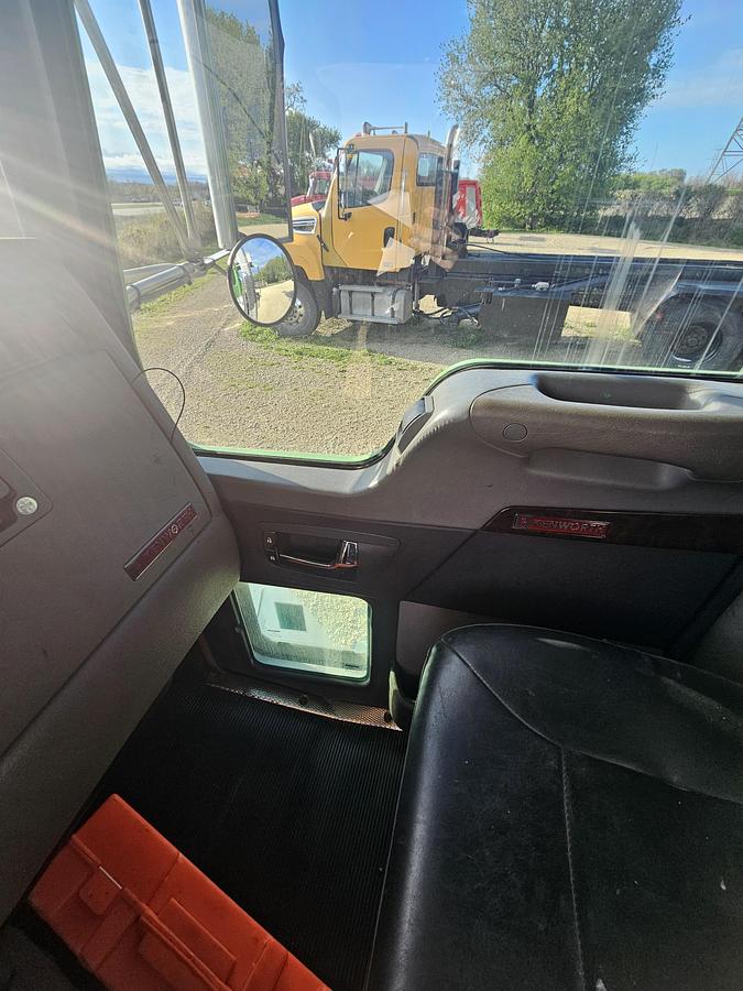 Used 2019 kenworth  T370