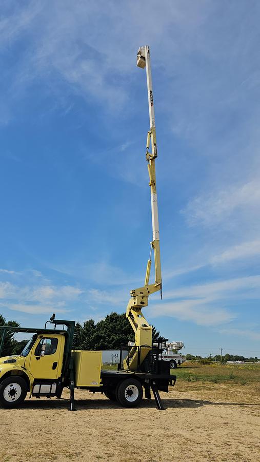 Used 2013 Freightlinter / Terex M2 106 / xt75