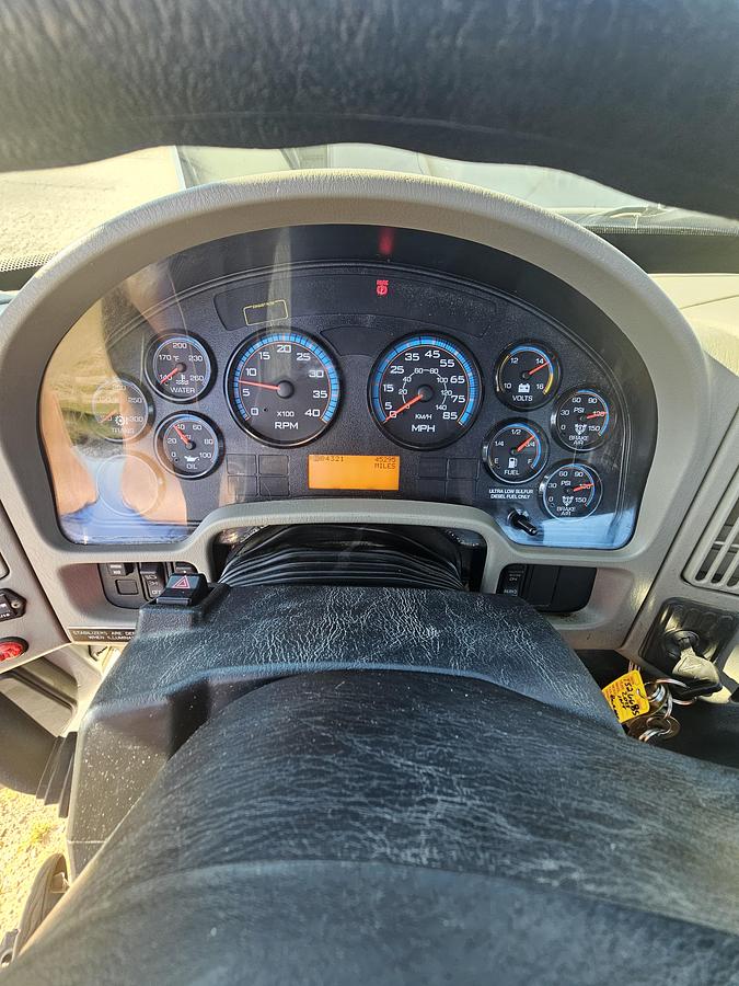 Used 2015 International / Utilicore 4300 / MD300