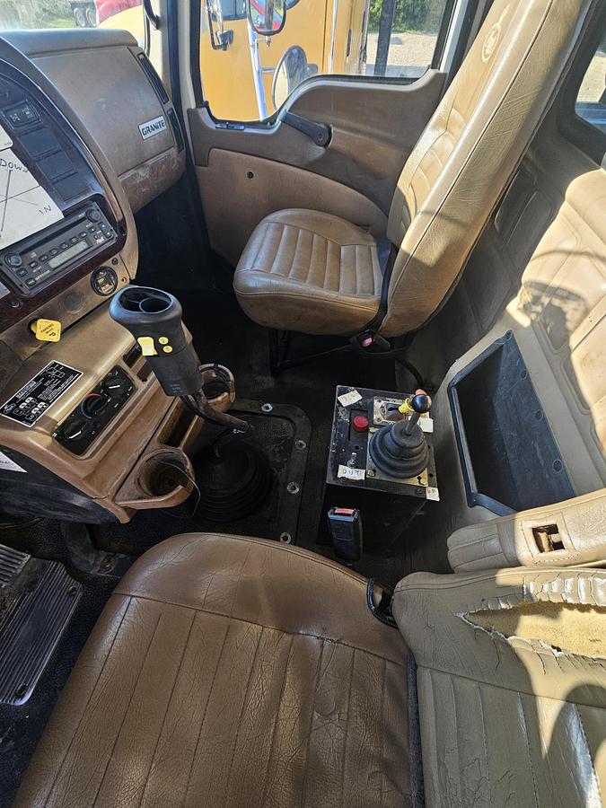 Used 2007 MACK CV