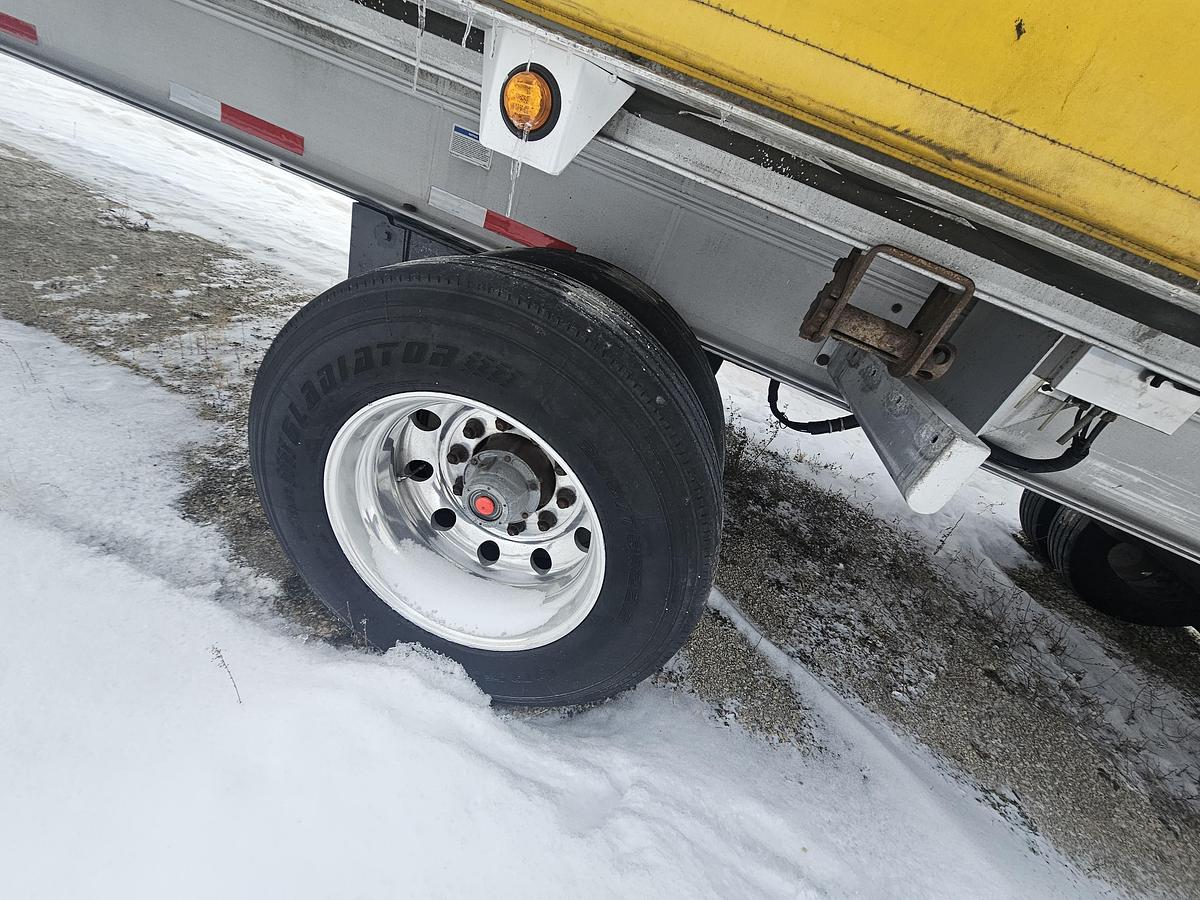 Used 2022 East trailer conastoga