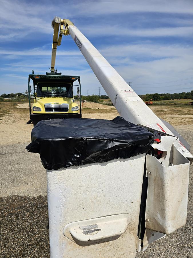 Used 2013 Freightlinter / Terex M2 106 / xt75