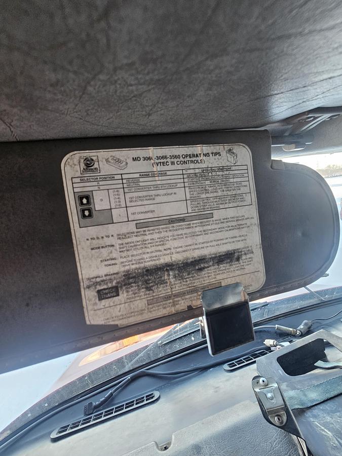 Used 2005 Kenworth T300