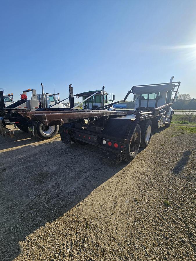 Used 2007 MACK CV
