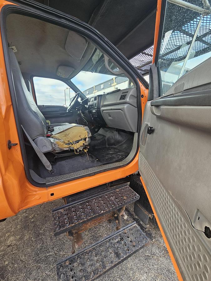 Used 2010 Ford /  Altec F750/ LRV55