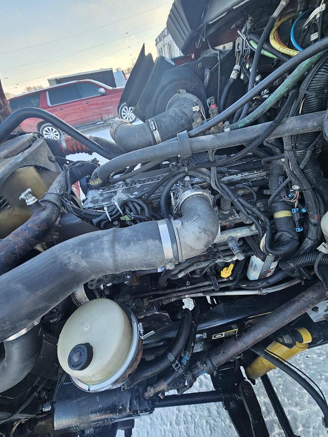 Used 2005 Kenworth T300