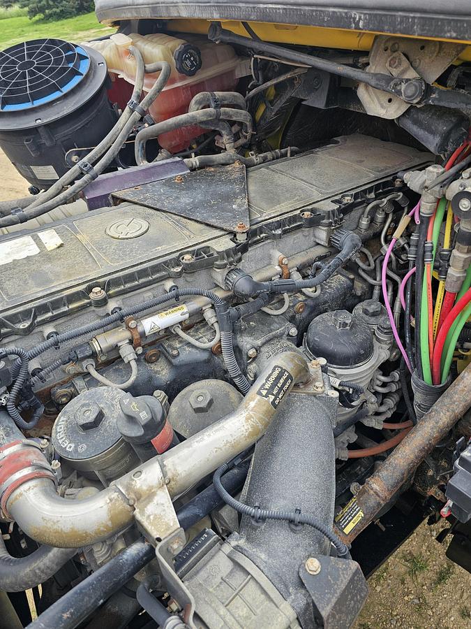 Used 2012 Freightliner 114SD