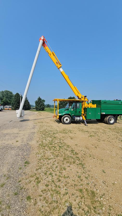 Used 2018 International / Altec 4300/LR7-60E70