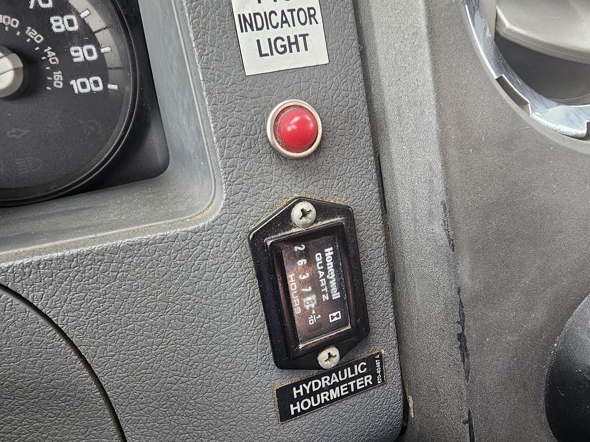 Used 2012 Ford /  Altec F750 / AA55E