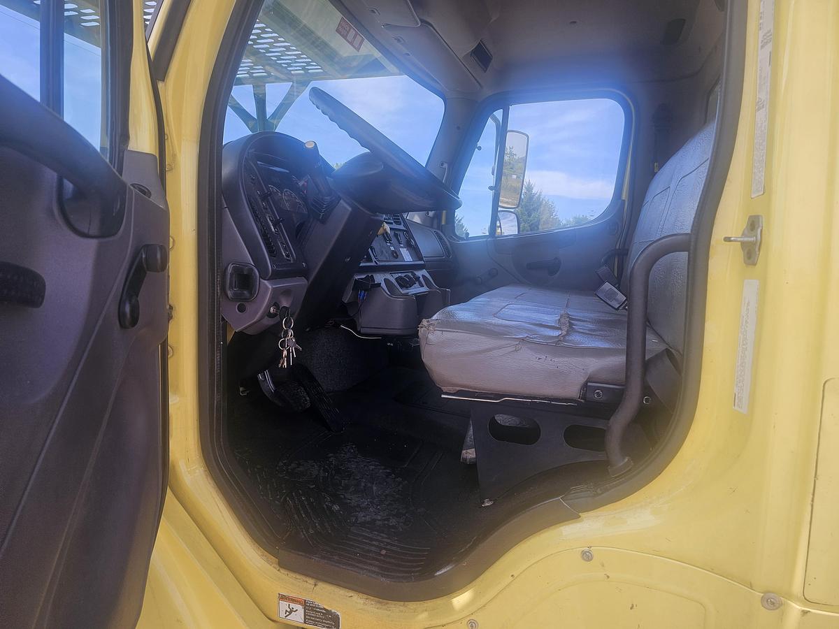 Used 2013 Freightlinter / Terex M2 106 / xt75