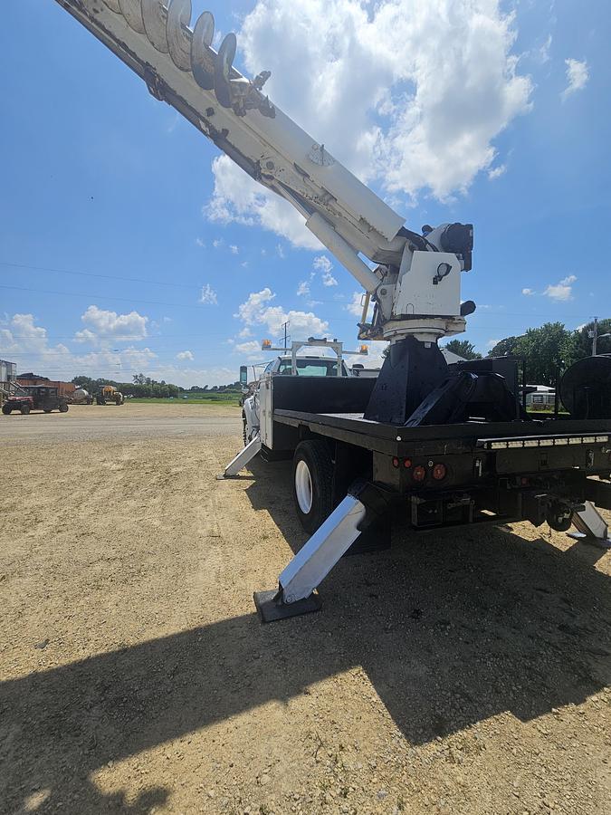 Used 2015 Ford /  Altec F750 / Digger derrick