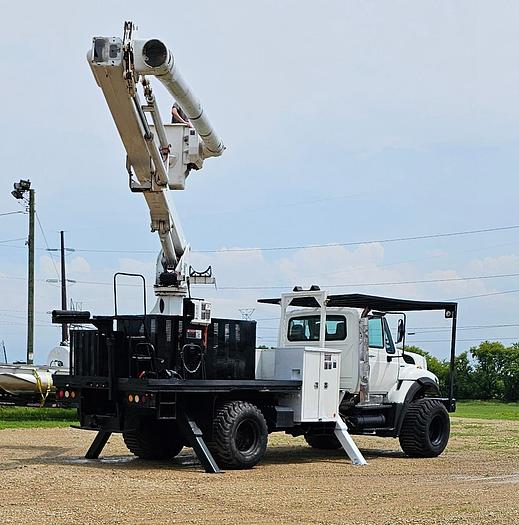 Used 2011 International / Altec 7400/ LRV60RM-E70