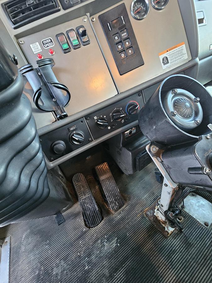 Used 2012 Kenworth/ Altec T3 /T40P