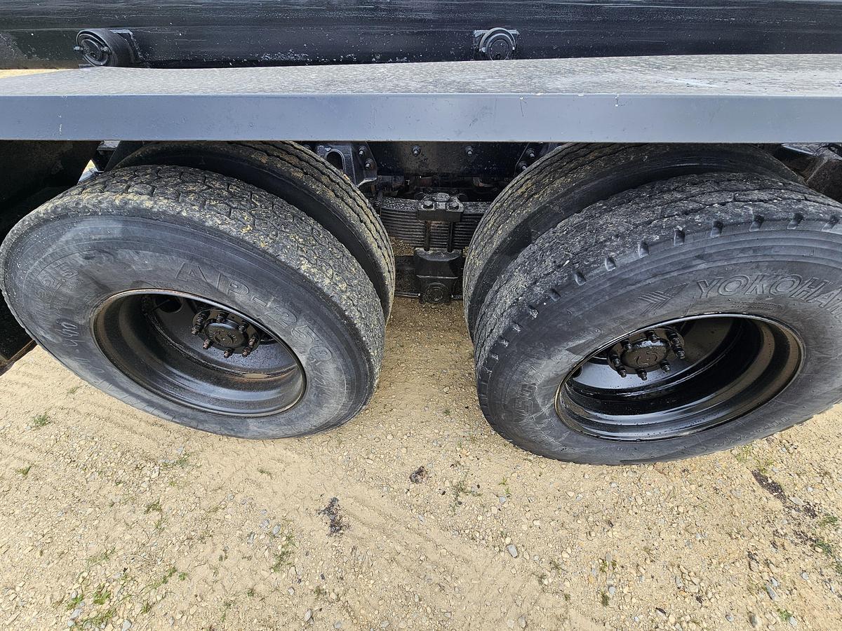 Used 2012 Freightliner 114SD