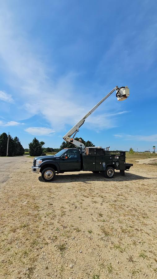 Used 2016 Ford /  Versalift F550 / TEL29EIH