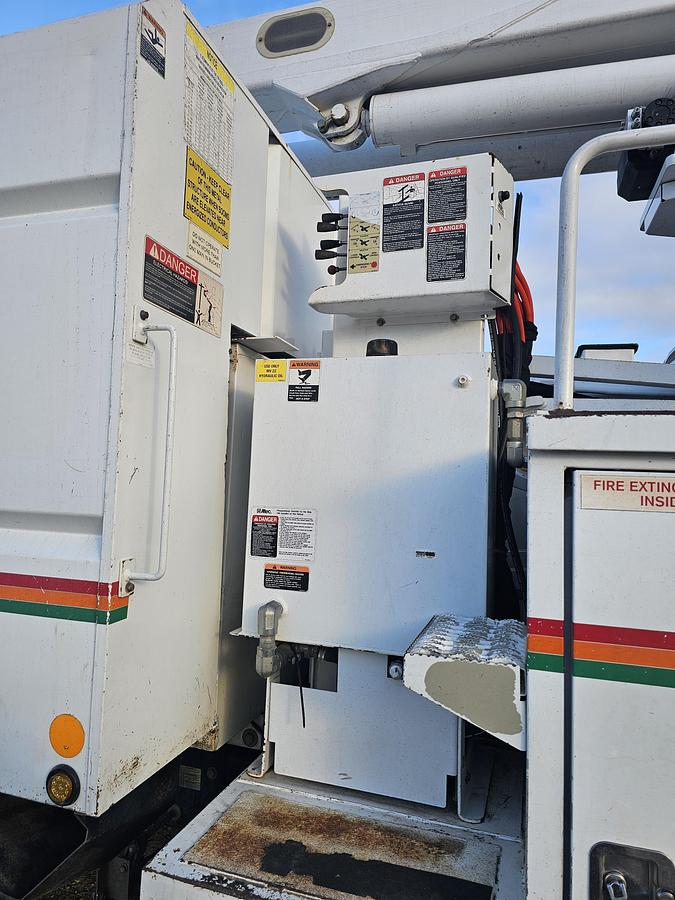 Used 2013 Ford /  Altec F750/ LR760E70