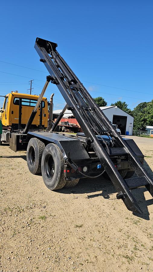 Used 2012 Freightliner 114SD