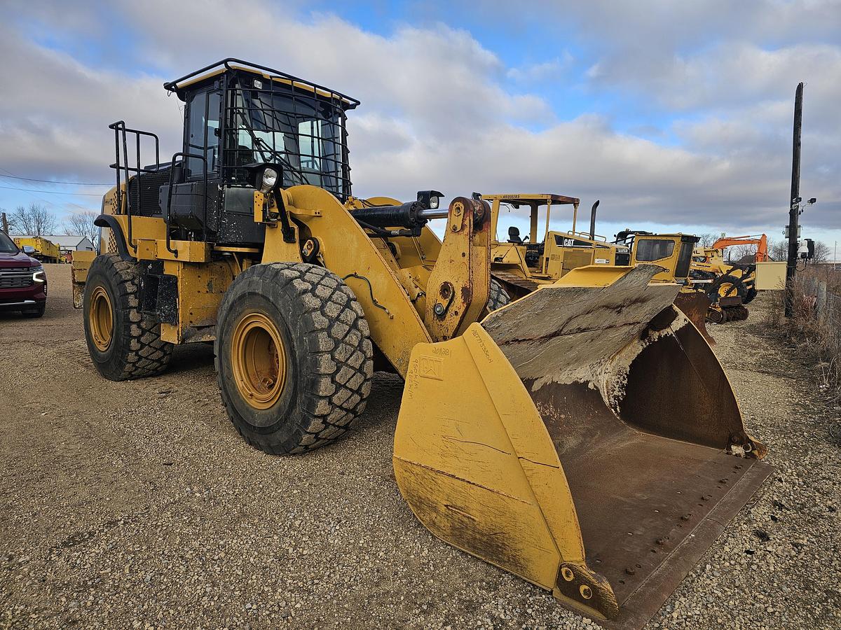 Used 2014 Caterpillar 950k