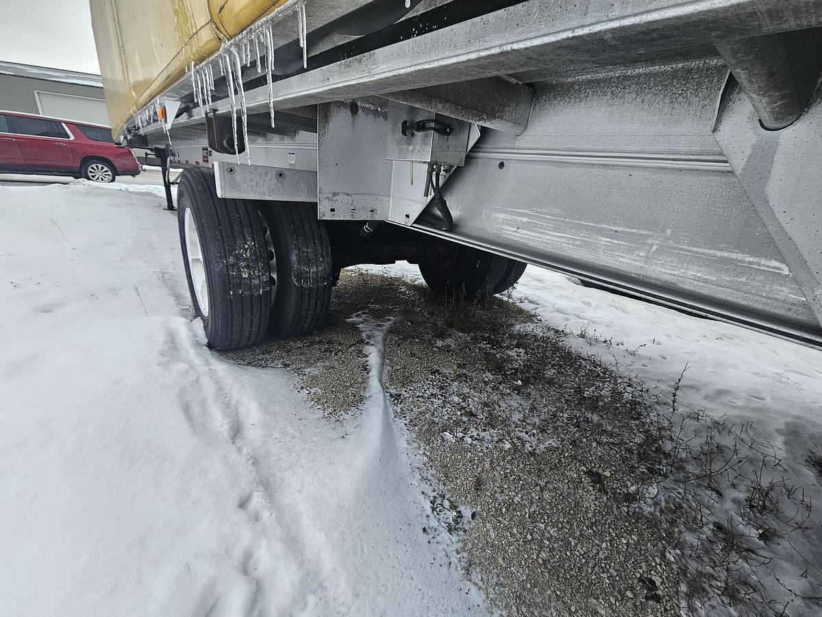 Used 2022 East trailer conastoga