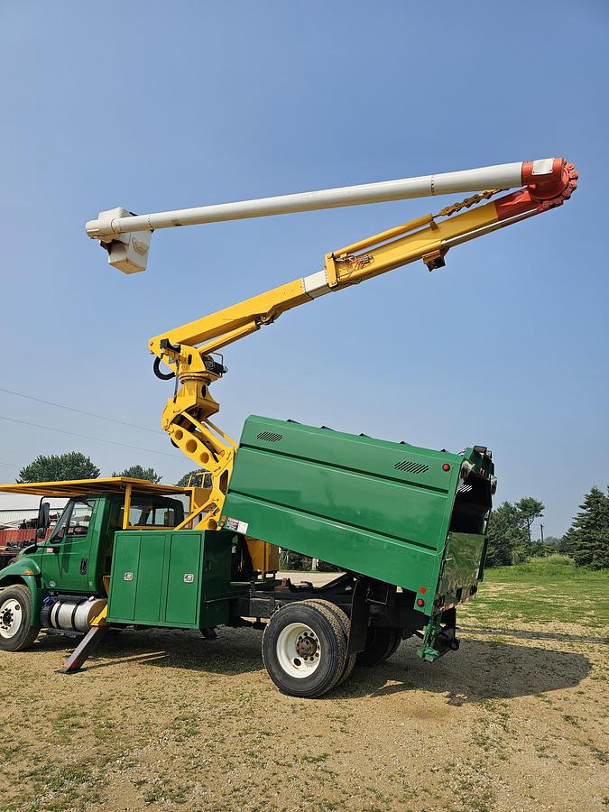 Used 2018 International / Altec 4300/LR7-60E70