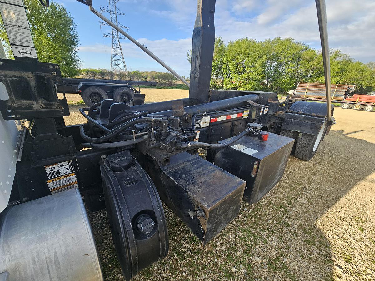 Used 2019 kenworth  T370