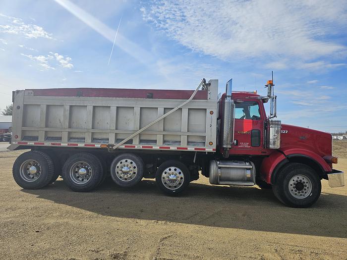 Used 2007 Peterbilt 378