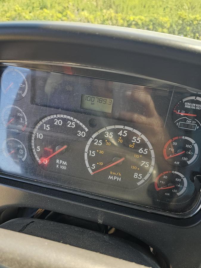 Used 2014 Freightliner / Altec M2106/ AA755