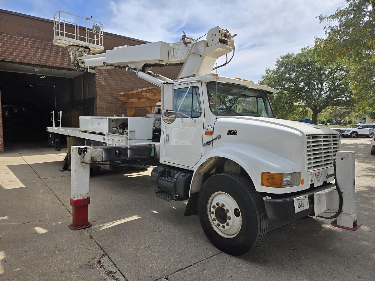 Used 1999 International Elliott 4700/