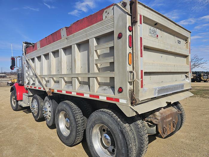 Used 2007 Peterbilt 378