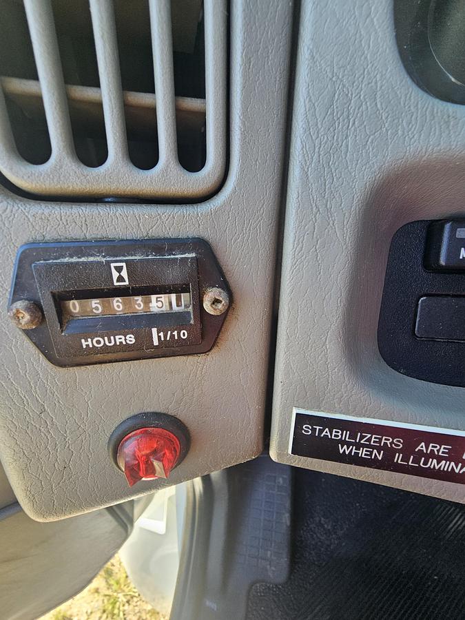 Used 2015 International / Utilicore 4300 / MD300