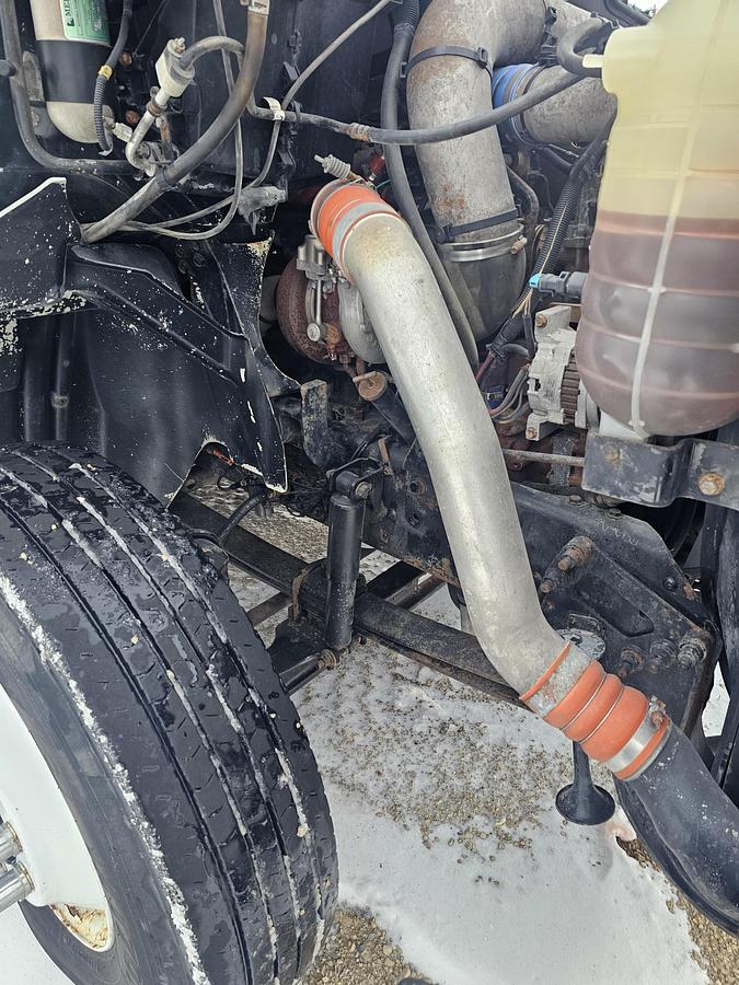 Used 2009 International 8600