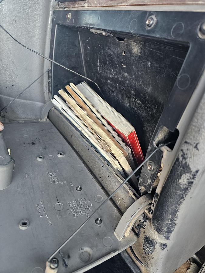 Used 2005 Kenworth T300