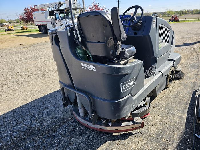 Used 2016 Advance CS7000