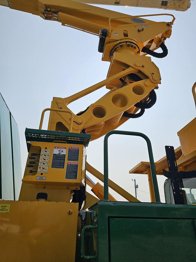 Used 2018 International / Altec 4300/LR7-60E70