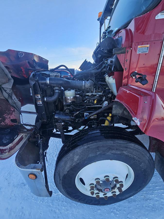 Used 2005 Kenworth T300